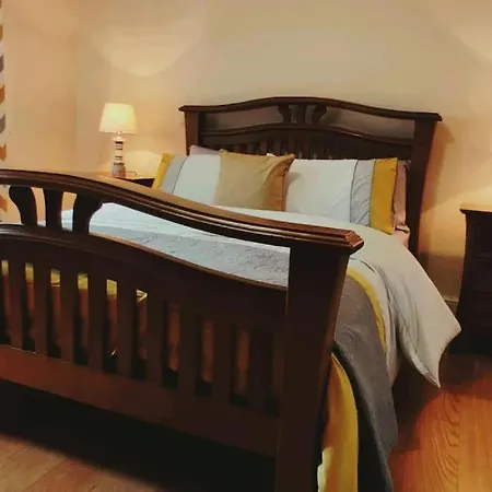 Cois Abhainn Luxury *