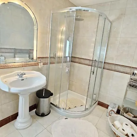 Cois Abhainn Luxury Habitación en casa particular Foxford